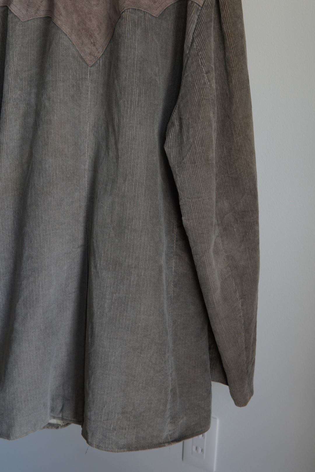 Faded Corduroy Leather-Yoke Western Jacket