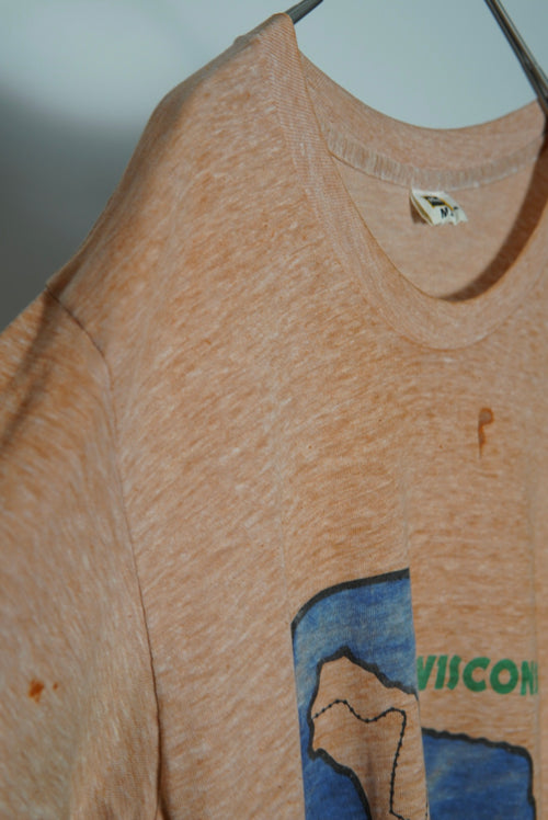 70s fade boots tee