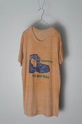 70s fade boots tee