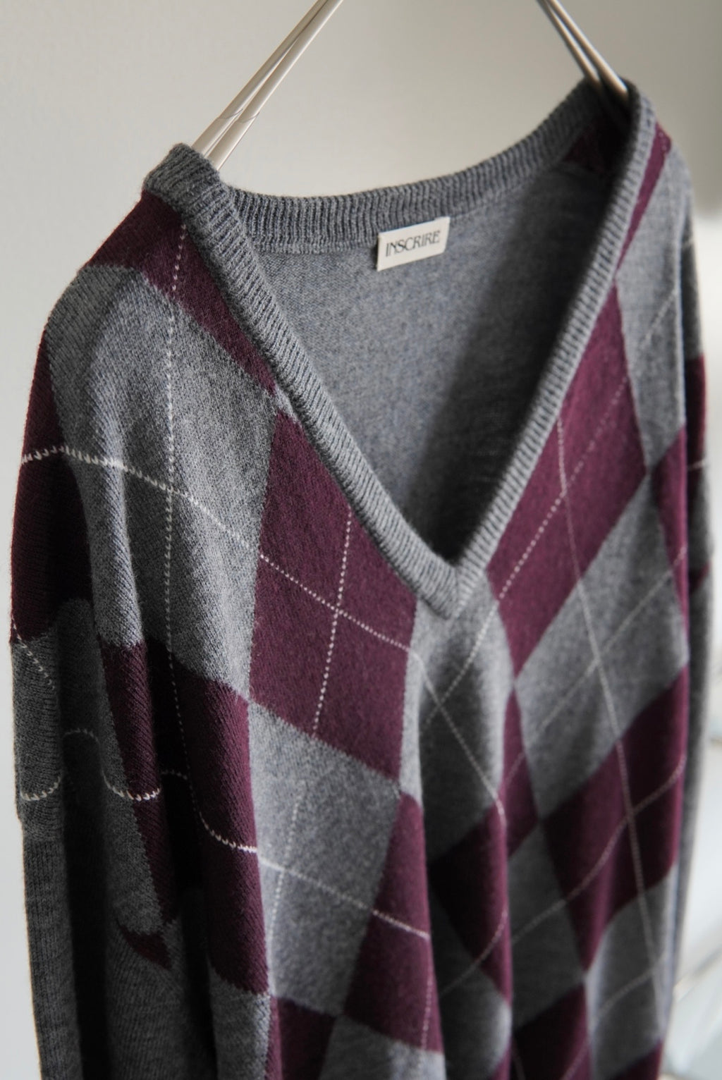 【INSCRIRE】Argyle V-Neck Sweater