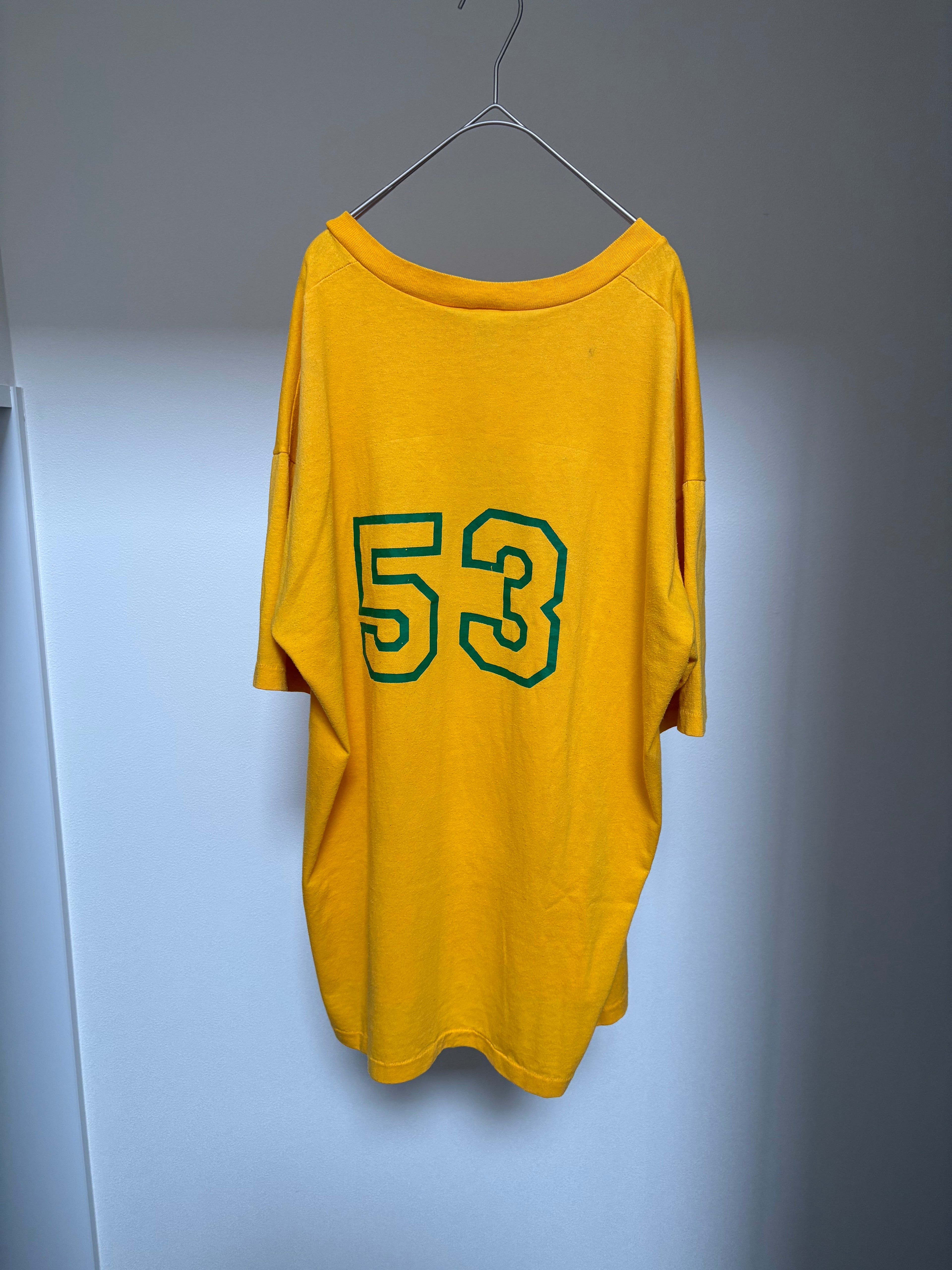 80s v neck tee