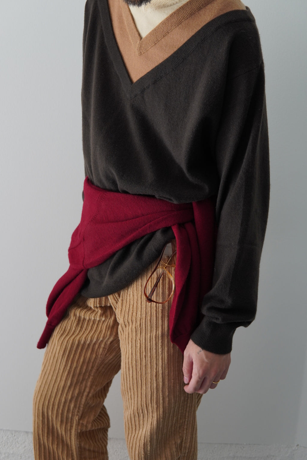 【INSCRIRE】Layered V-Neck Sweater