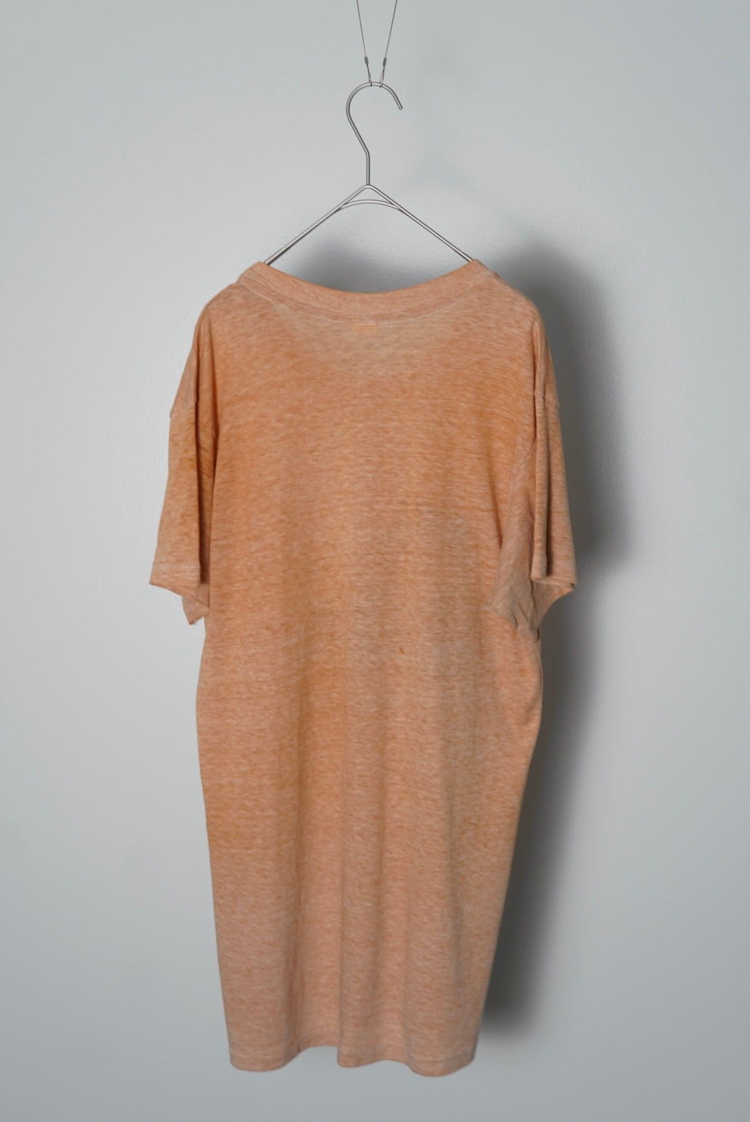 70s fade boots tee