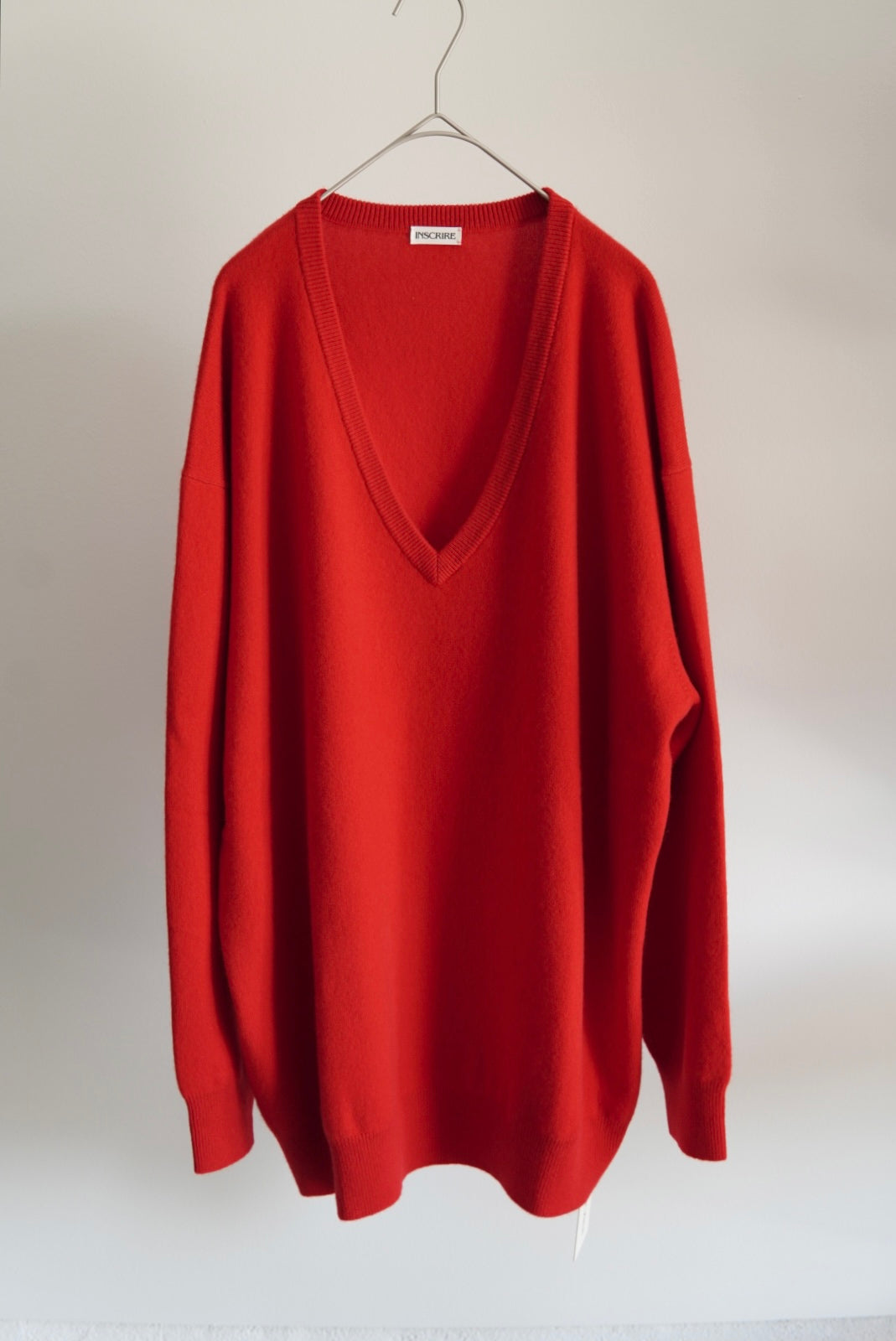 【INSCRIRE】Cashmere V-Neck Sweater
