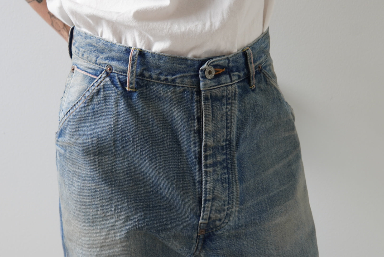 CCGA01UNI-B SELVEDGE DENIM (USED FINISH)