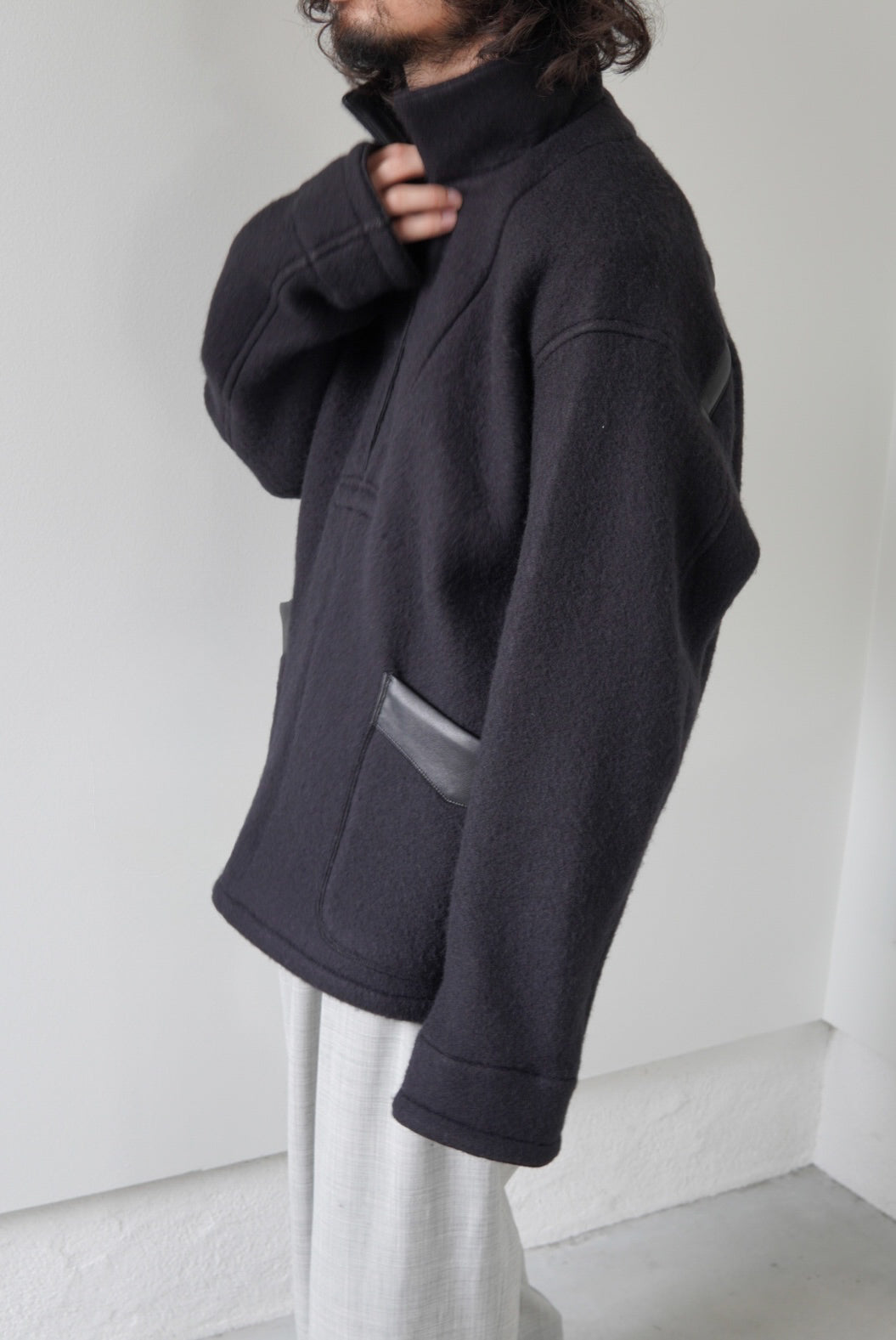 【m’s braque】FAUX LEATHER TRIM OVERSIZE PULLOVER