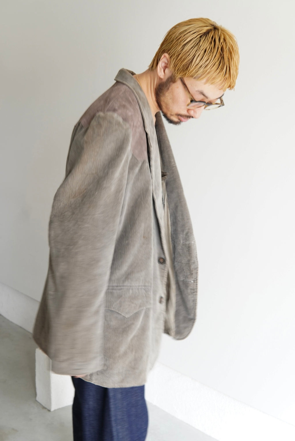 Faded Corduroy Leather-Yoke Western Jacket