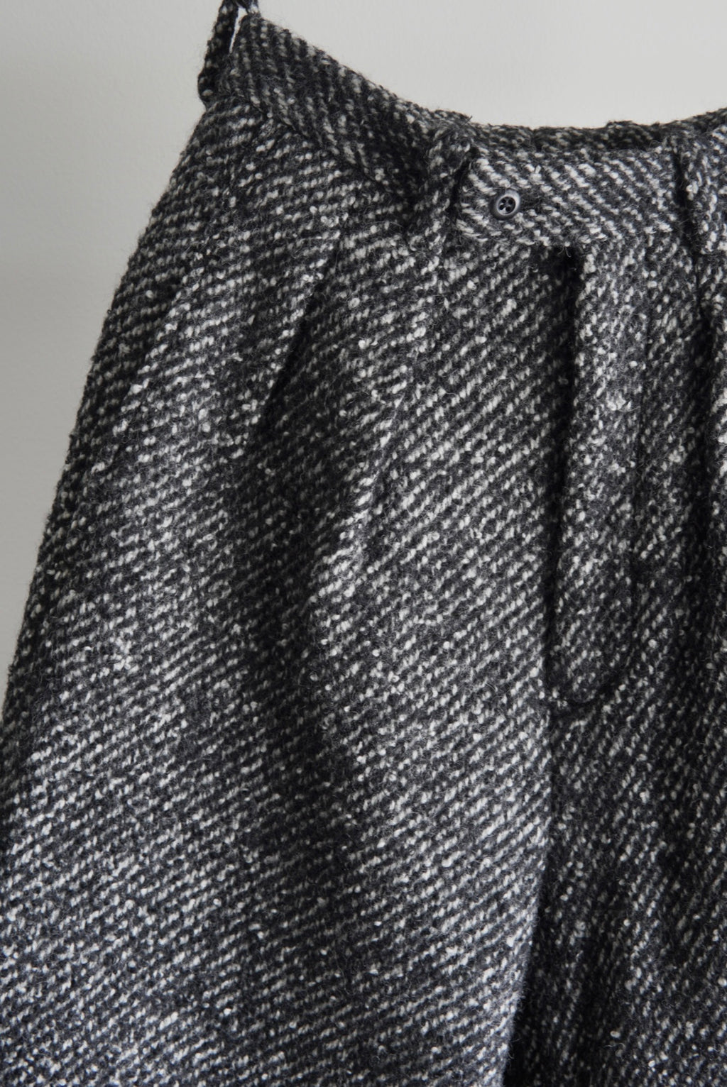 【m’s braque】CROPPED BAGGY PANTS TWEED