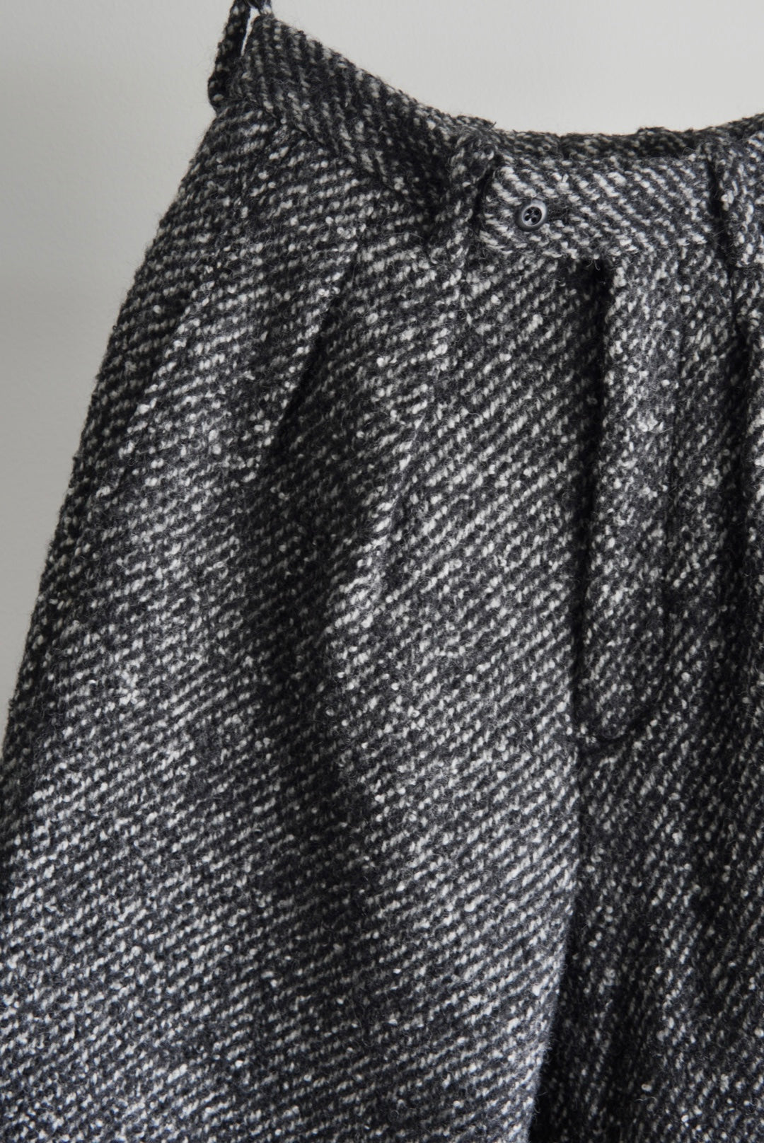 【m’s braque】CROPPED BAGGY PANTS TWEED