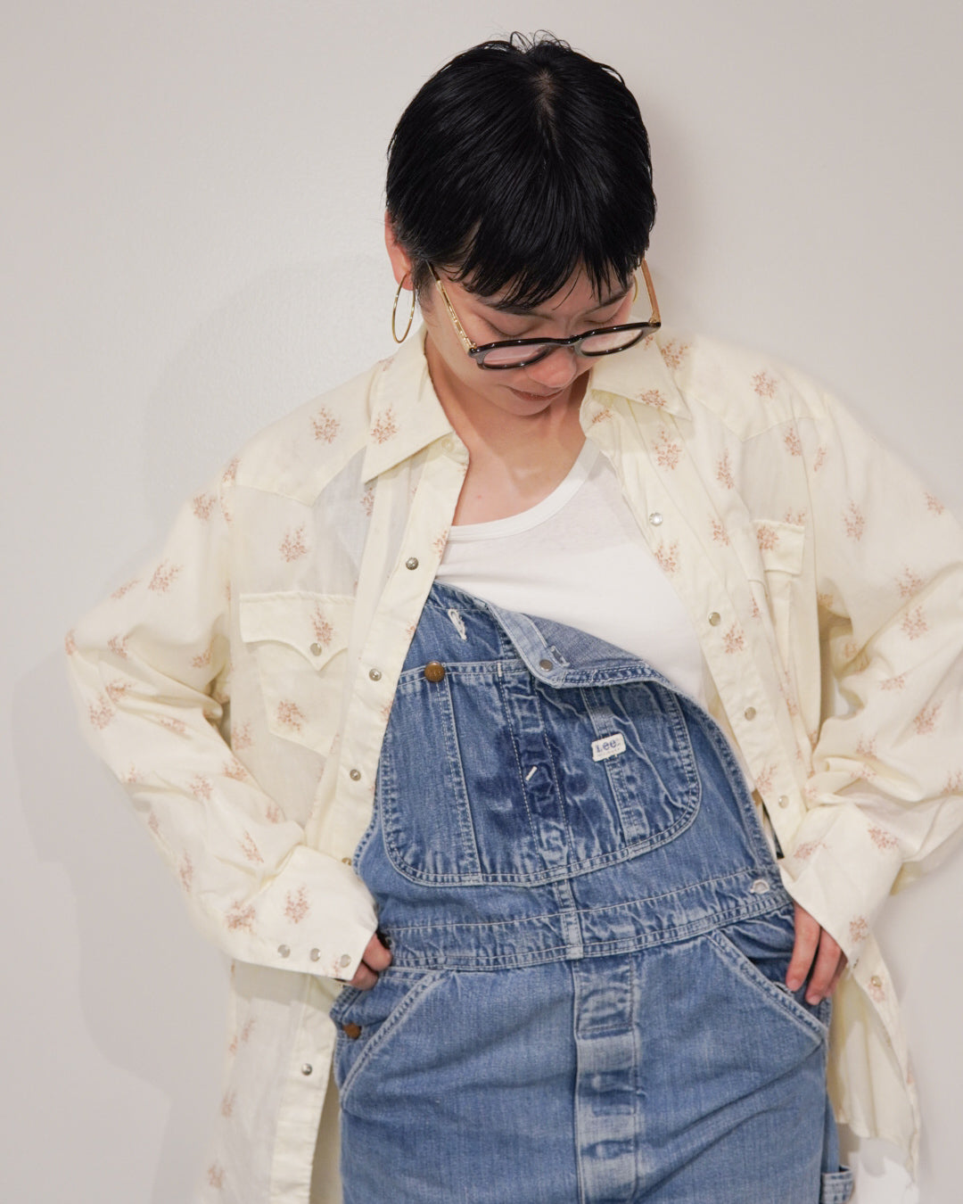 western flower patern shirt