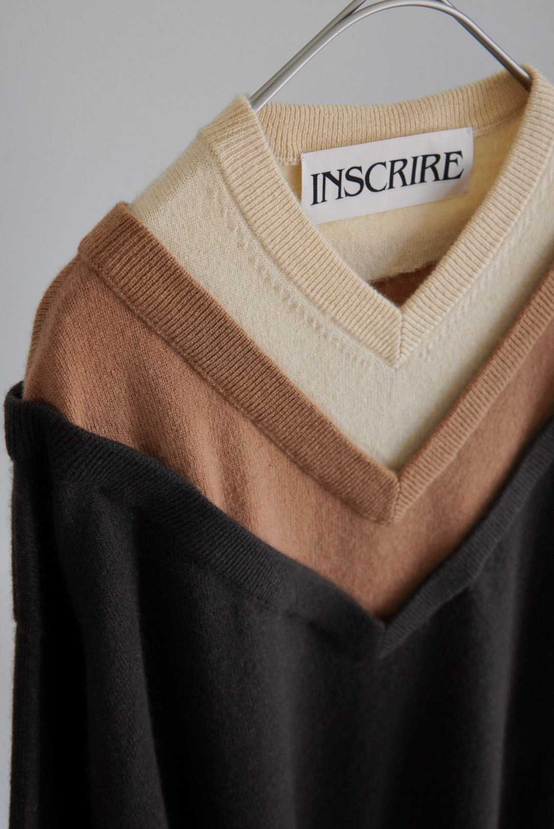 【INSCRIRE】Layered V-Neck Sweater