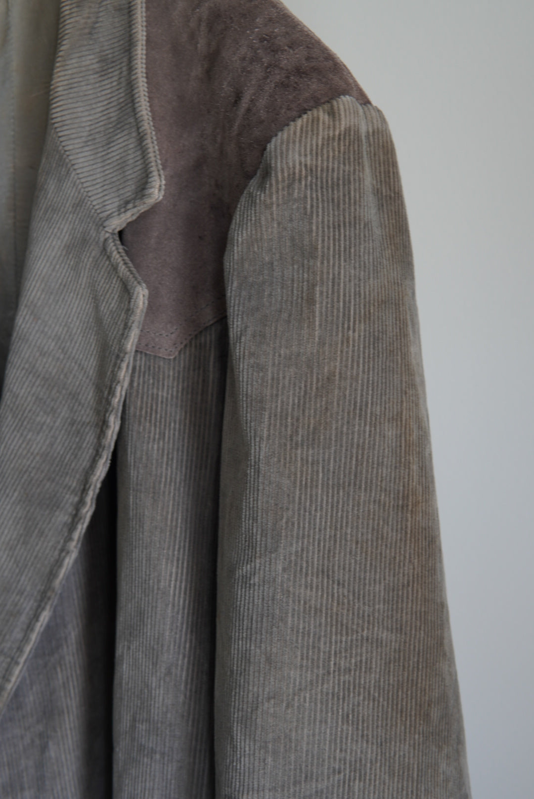 Faded Corduroy Leather-Yoke Western Jacket