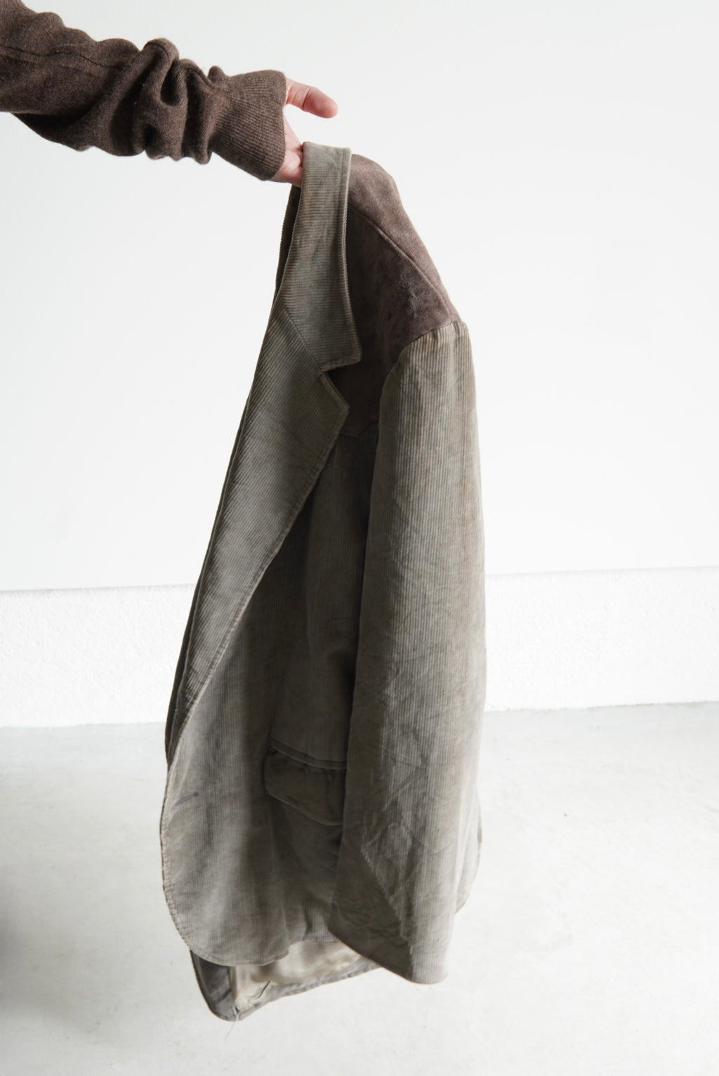 Faded Corduroy Leather-Yoke Western Jacket