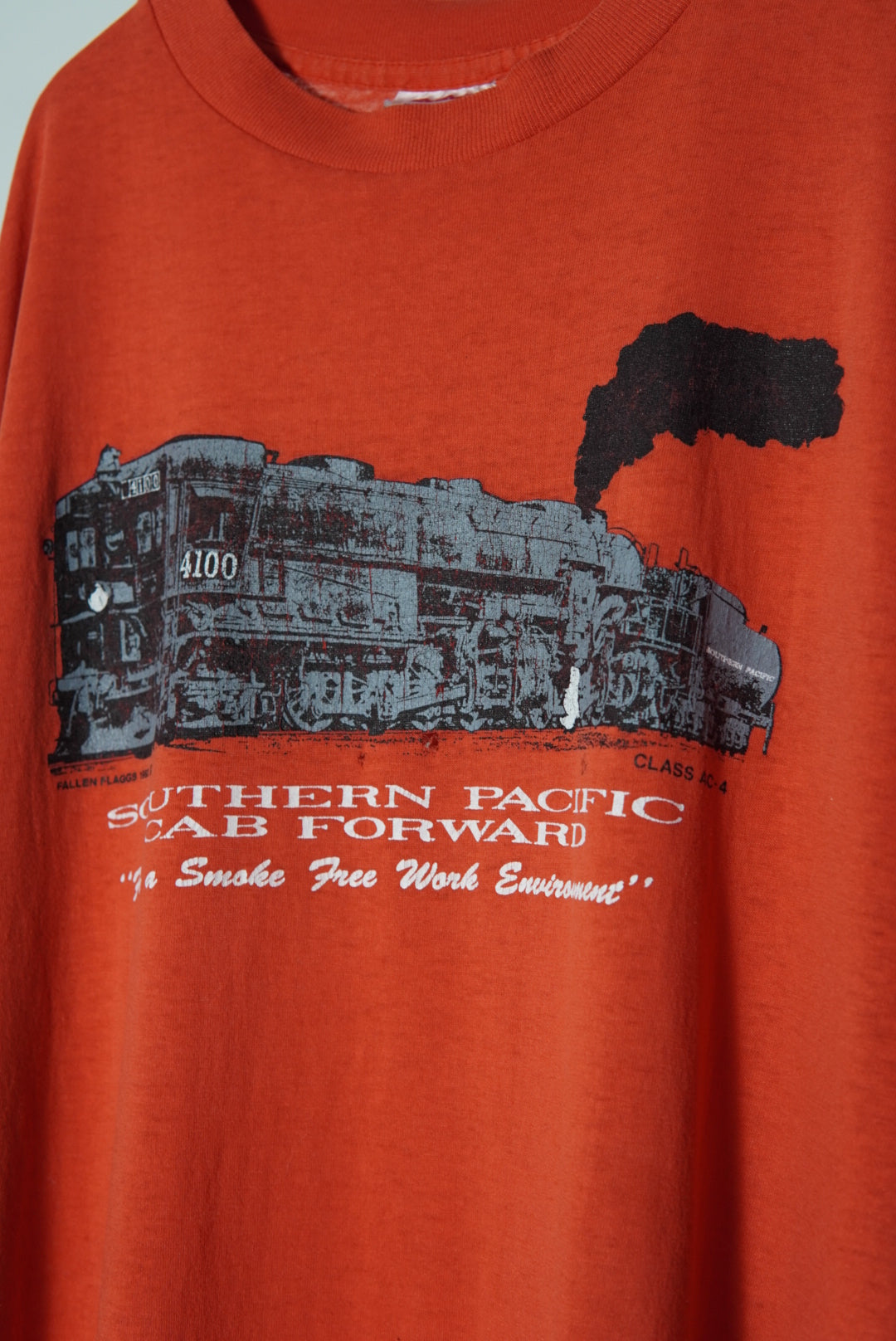 90s train tee