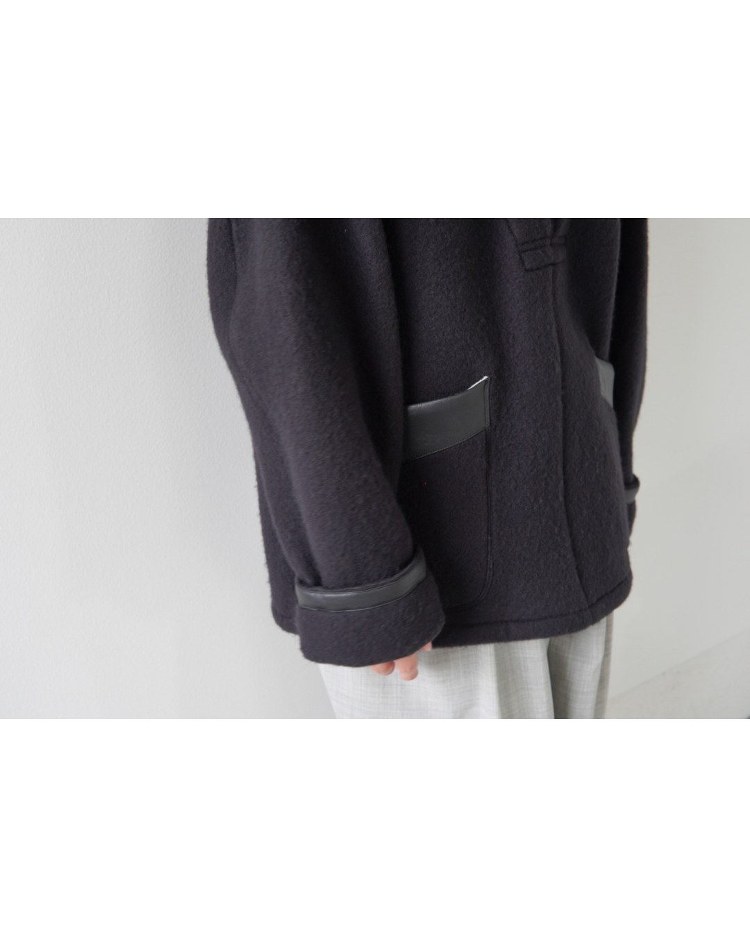 【m’s braque】FAUX LEATHER TRIM OVERSIZE PULLOVER