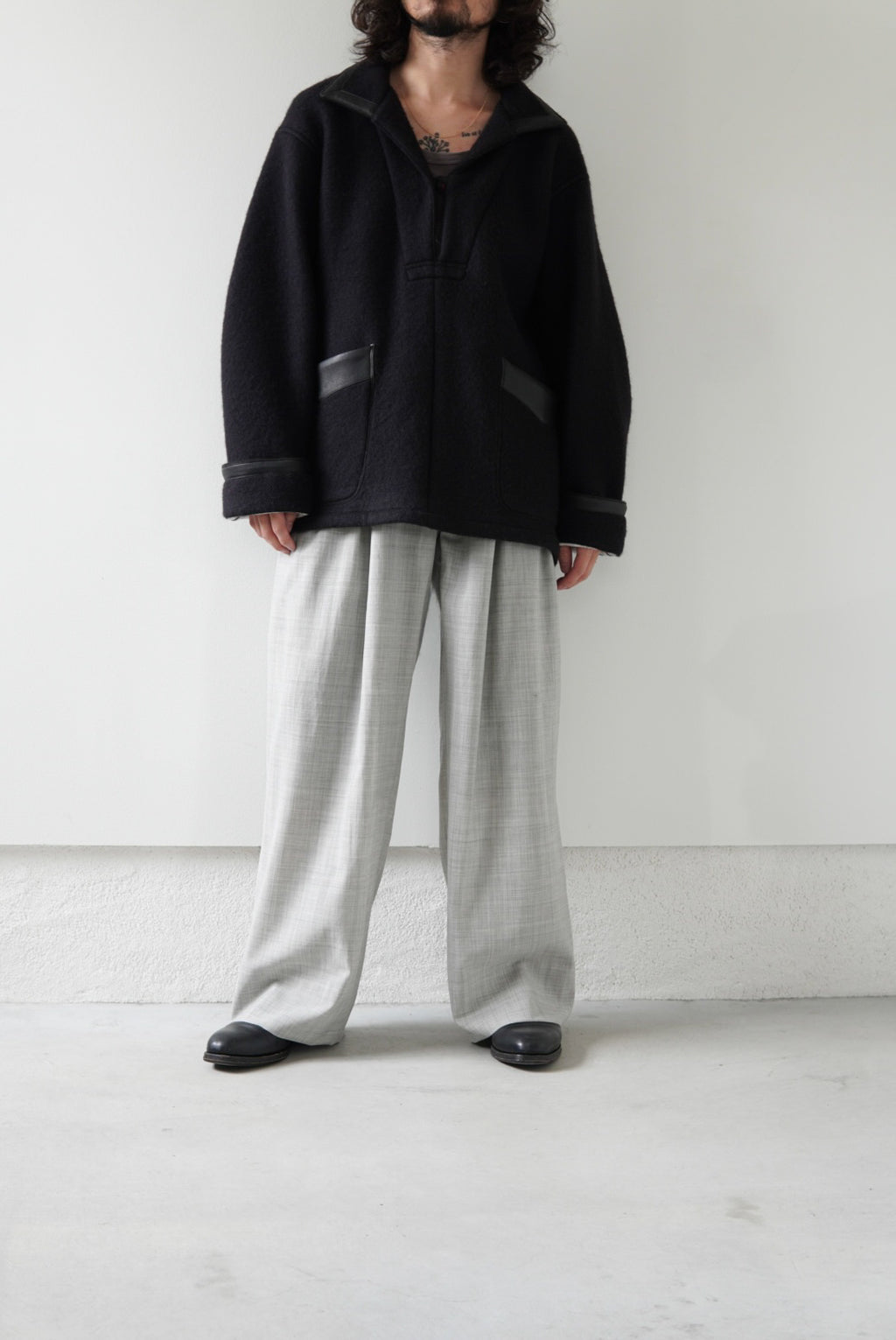 【m’s braque】FAUX LEATHER TRIM OVERSIZE PULLOVER