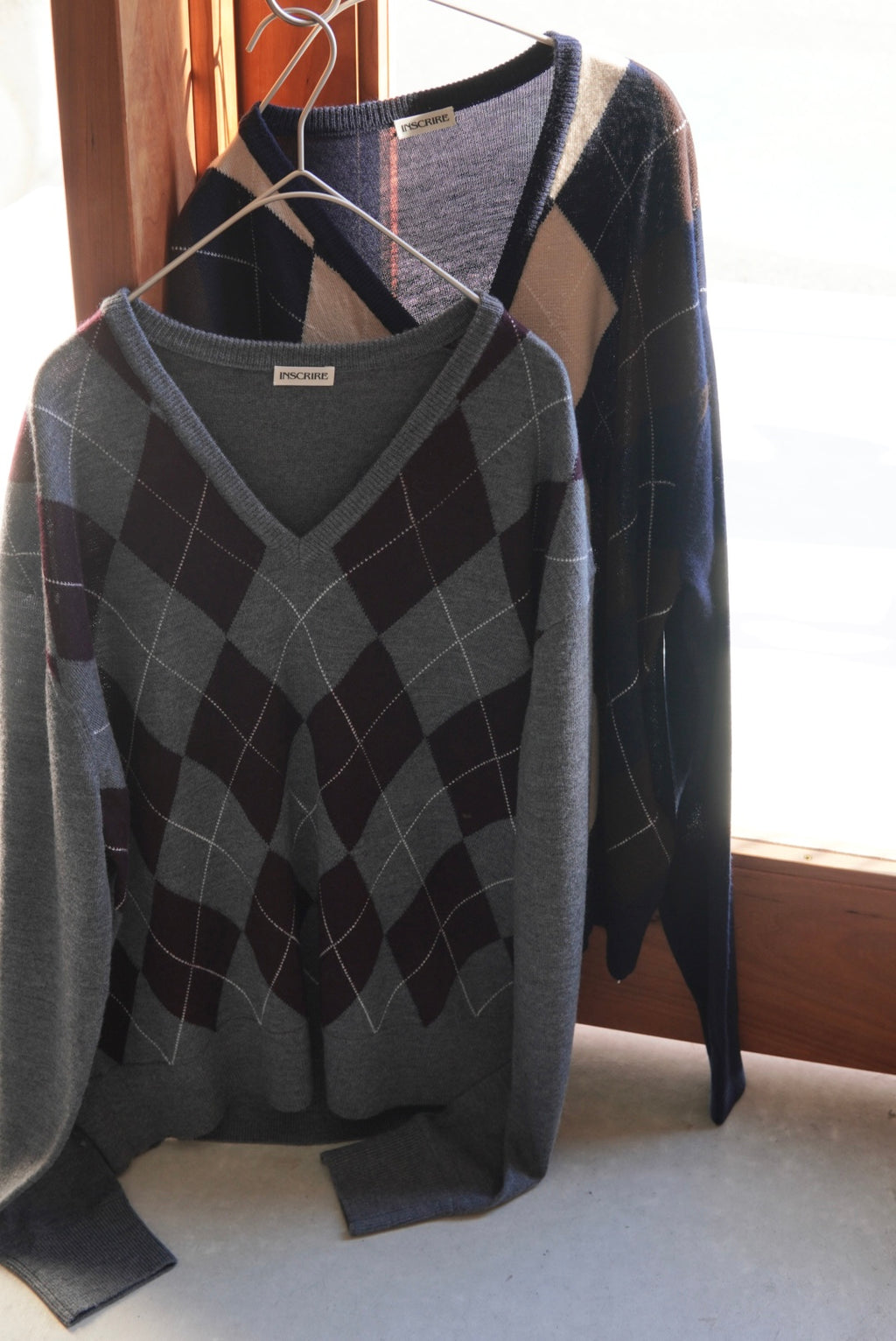 【INSCRIRE】Argyle V-Neck Sweater