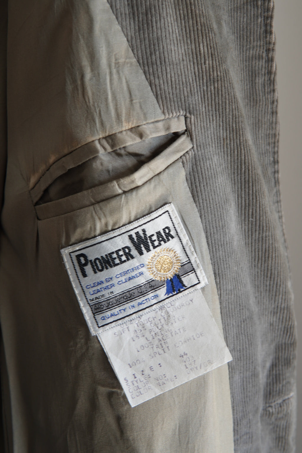 Faded Corduroy Leather-Yoke Western Jacket