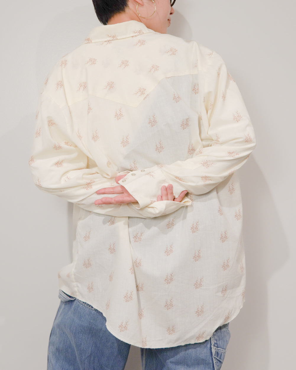 western flower patern shirt