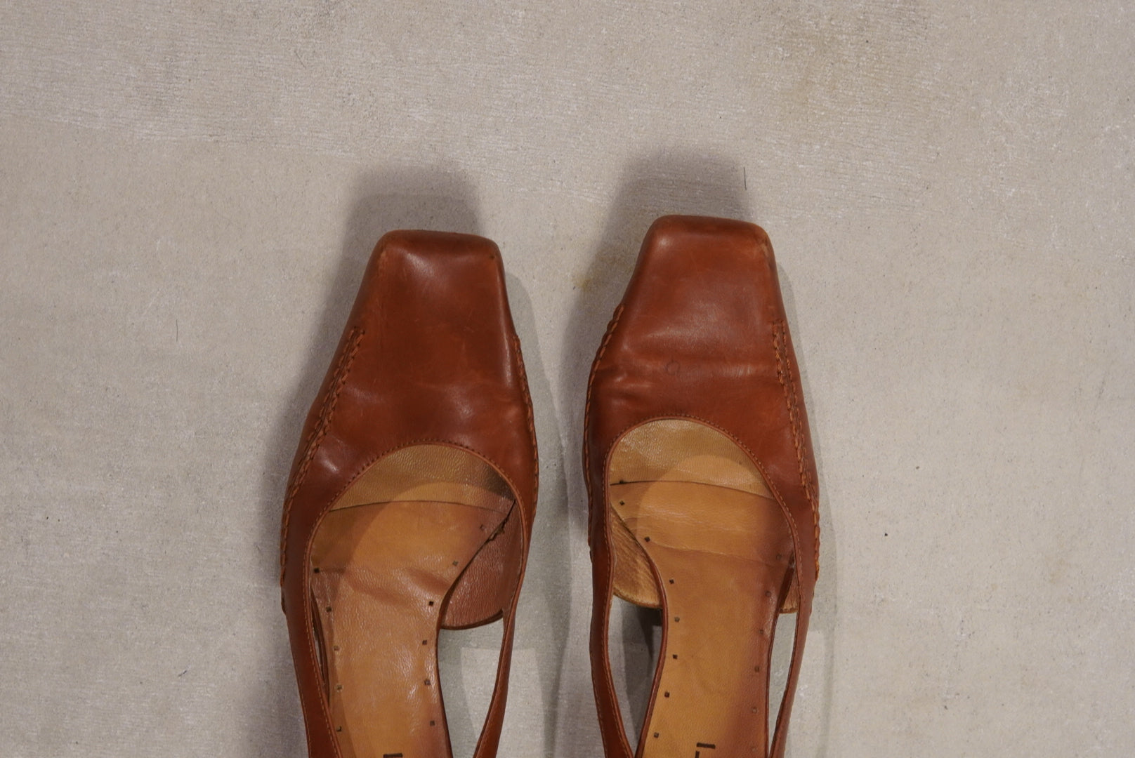 square toe heel sandal