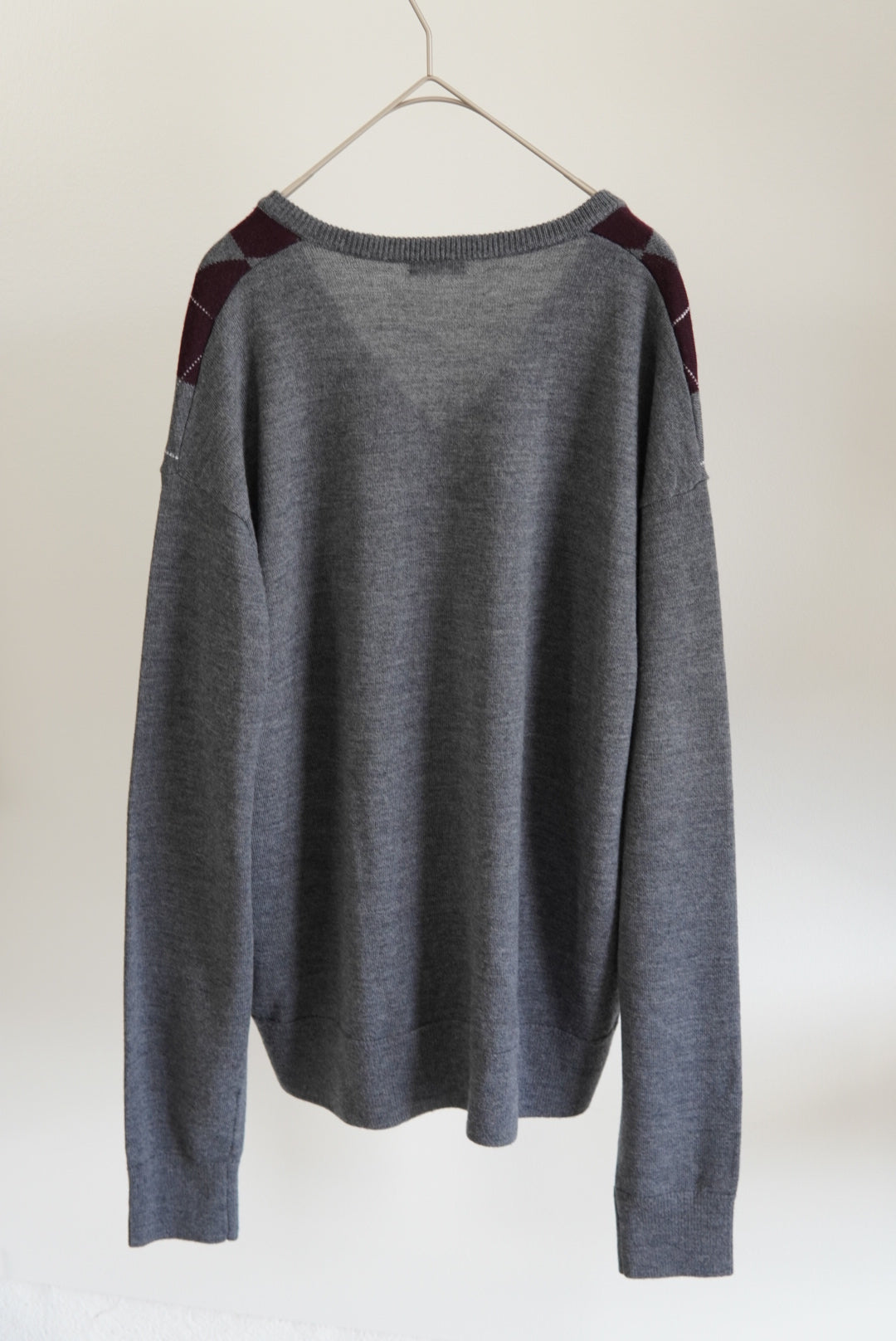 【INSCRIRE】Argyle V-Neck Sweater